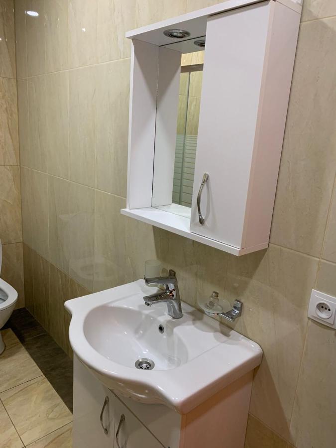 Apartment Three Bedroom In Saburtalo